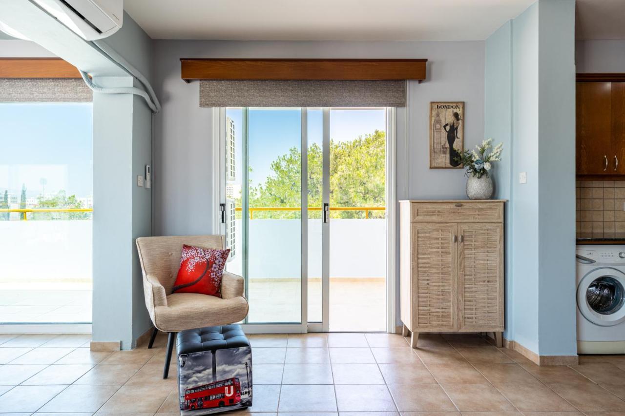 Melograno 3-Br Apt W/ Terrace In Larnaca Zewnętrze zdjęcie