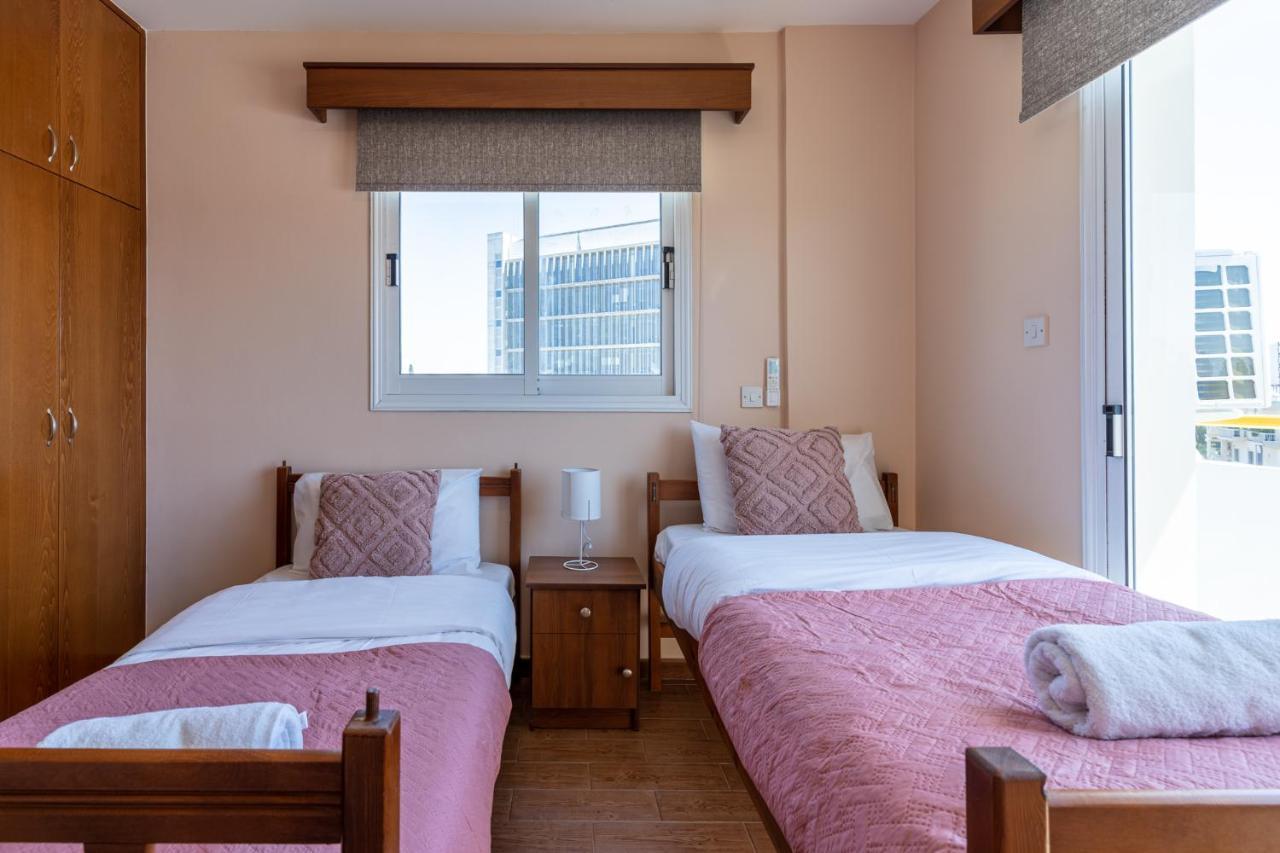 Melograno 3-Br Apt W/ Terrace In Larnaca Zewnętrze zdjęcie
