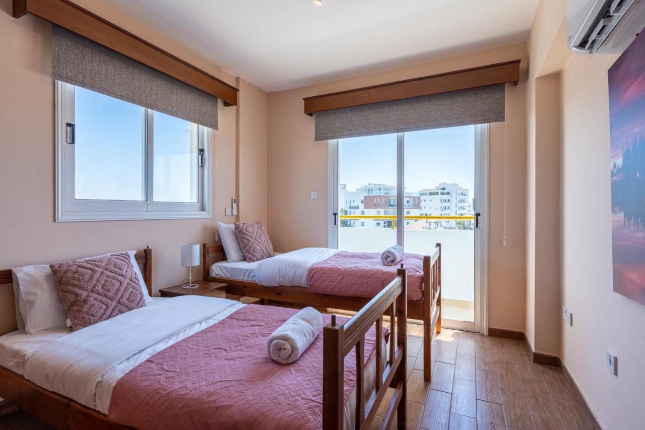 Melograno 3-Br Apt W/ Terrace In Larnaca Zewnętrze zdjęcie